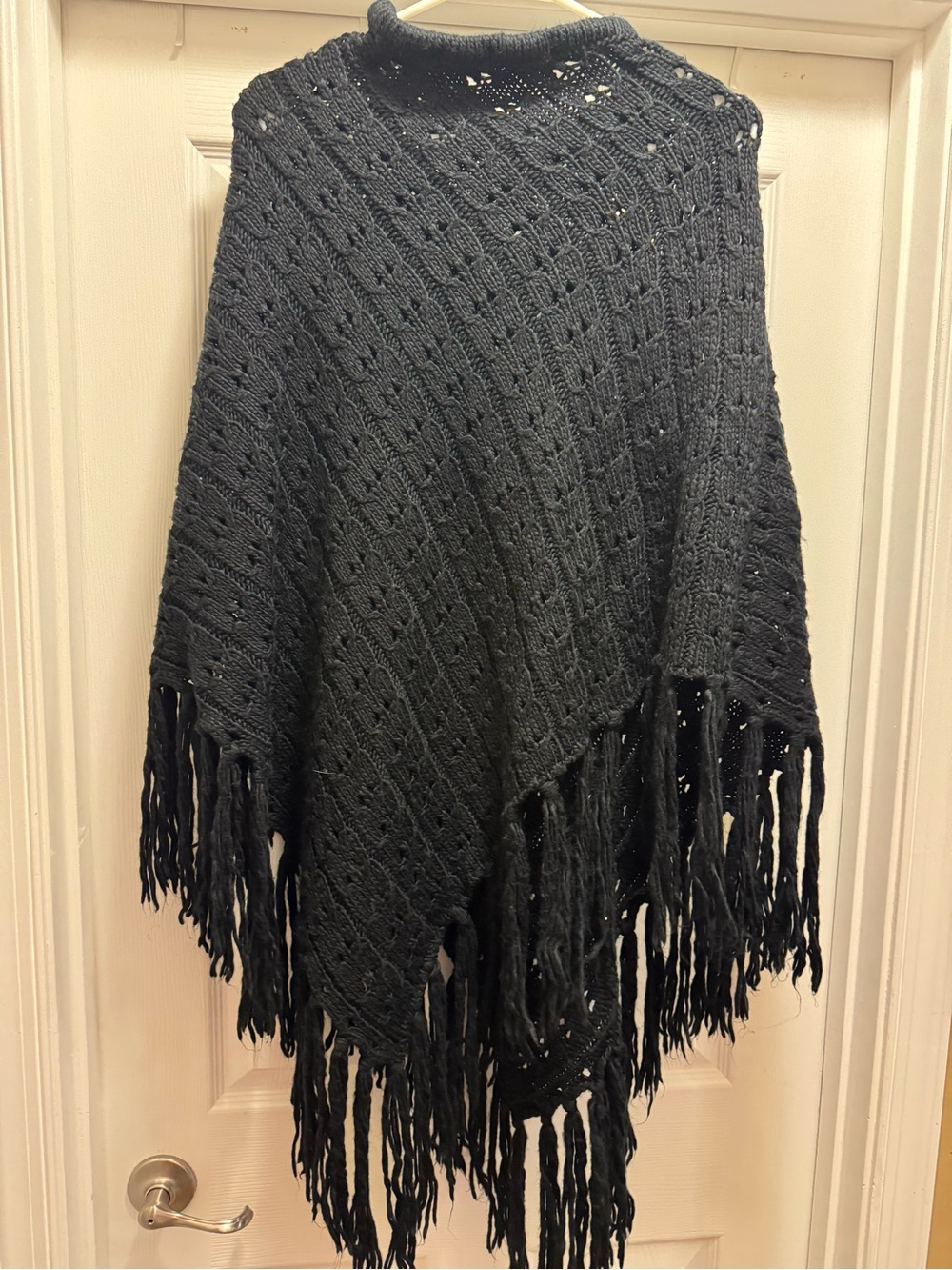 Sag Harbor Black Knit Fringe Poncho